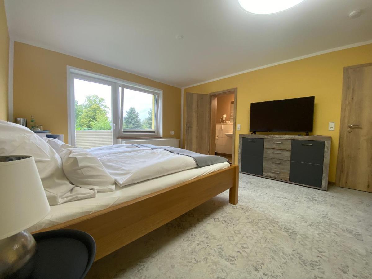 Vorsicht Hotel Deyelsdorf Zewnętrze zdjęcie